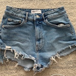 ZARA HI RISE DENIM SHORTS - 26 / USA 2